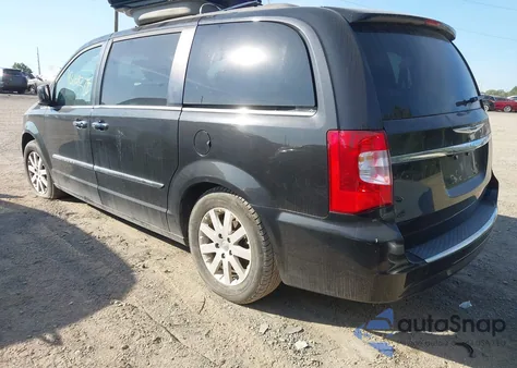2015 Chrysler Town & Country Touring из США, поврежденный, VIN 2C4RC1BGXFR662522